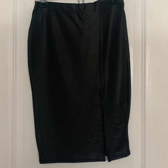 Black Faux Leather Pencil Skirt - Picture 2 of 5